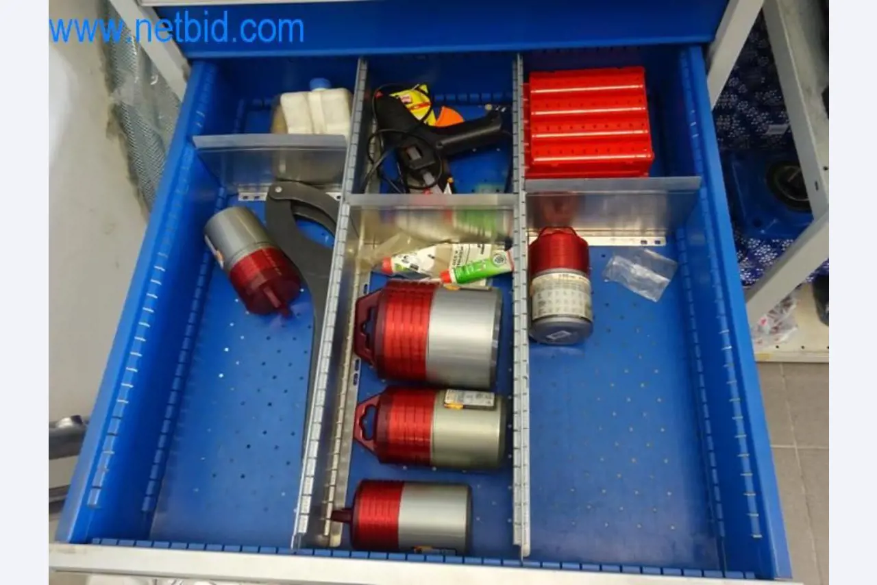 Maquinaria, parque móvil y equipos de explotación-6