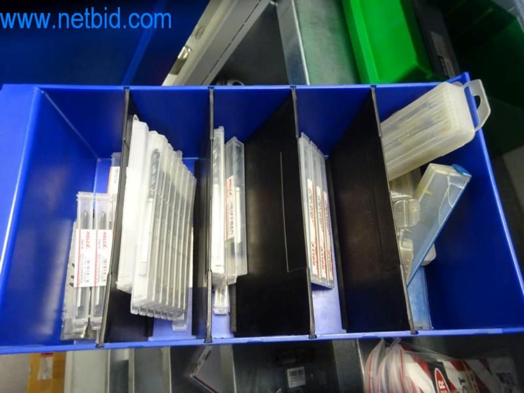 Stroje, vozový park a provozní zařízení-2