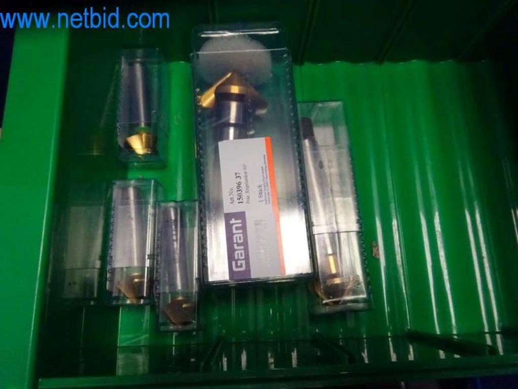 Stroje, vozový park a provozní zařízení-4