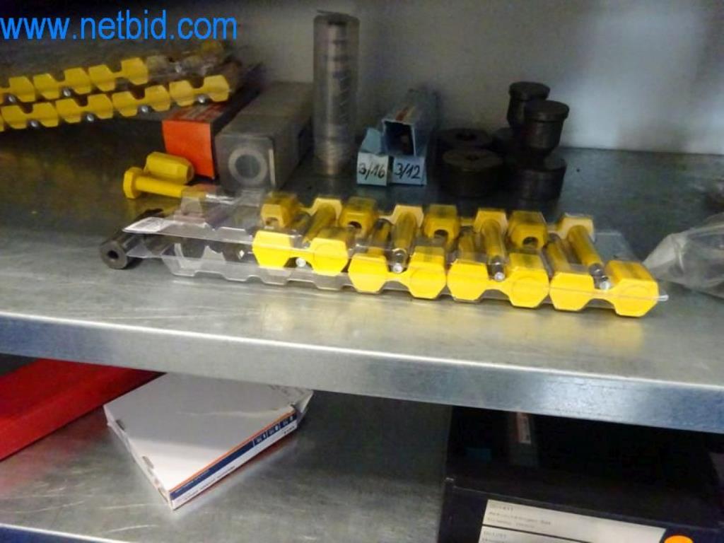 Stroje, vozový park a provozní zařízení-5