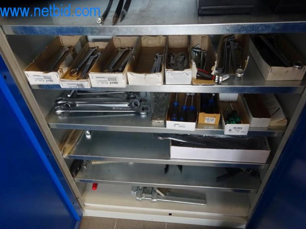 Stroje, vozový park a provozní zařízení-9