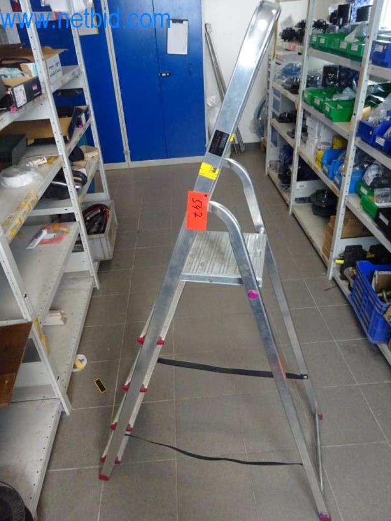 Maquinaria, parque móvil y equipos de explotación-1