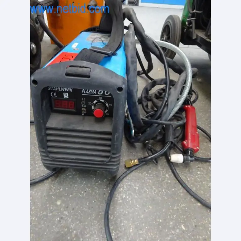 Maschinen, Fuhrpark und Betriebsausstattung-1