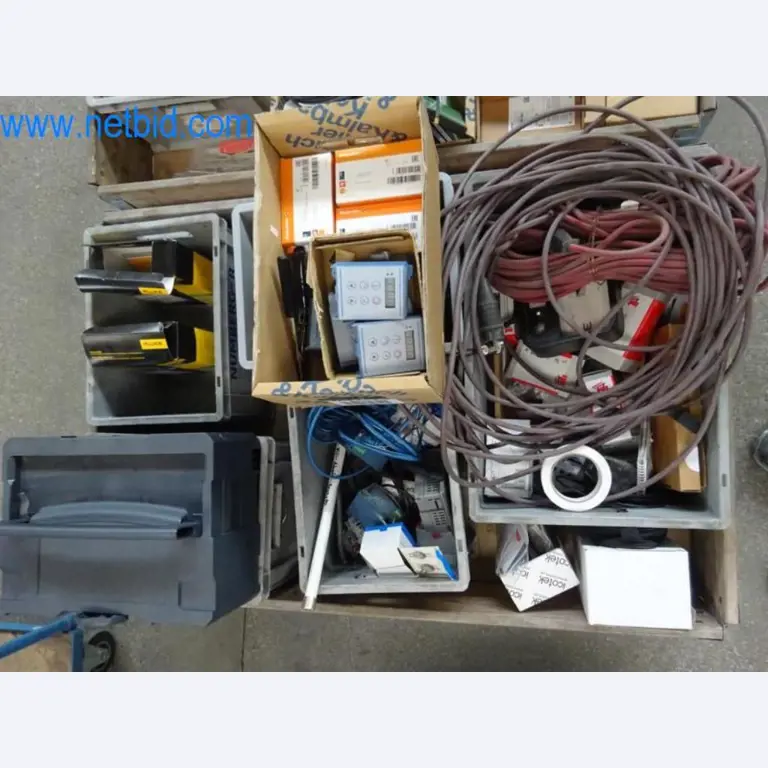 Maquinaria, parque móvil y equipos de explotación-4