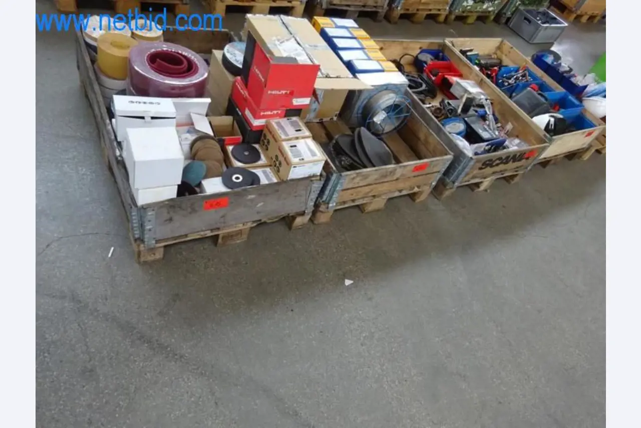 Stroje, vozový park a provozní zařízení-2