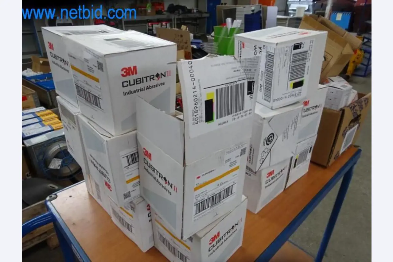 Stroje, vozový park a provozní zařízení-4