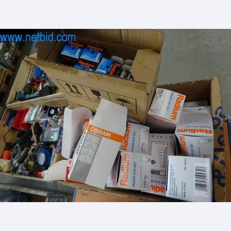 Stroje, vozový park a provozní zařízení-7