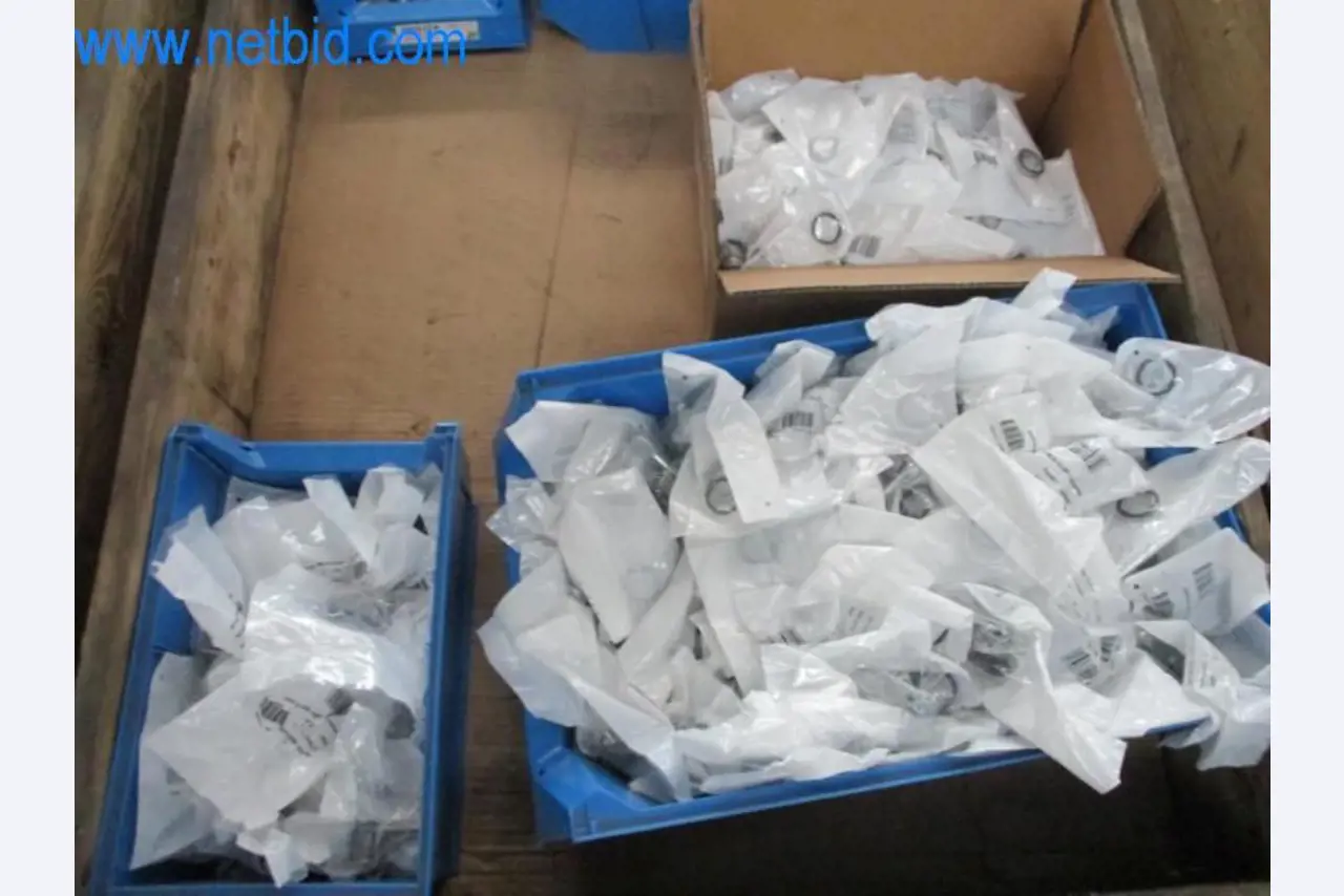 Maquinaria, parque móvil y equipos de explotación-4