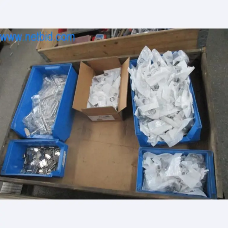 Maquinaria, parque móvil y equipos de explotación-1