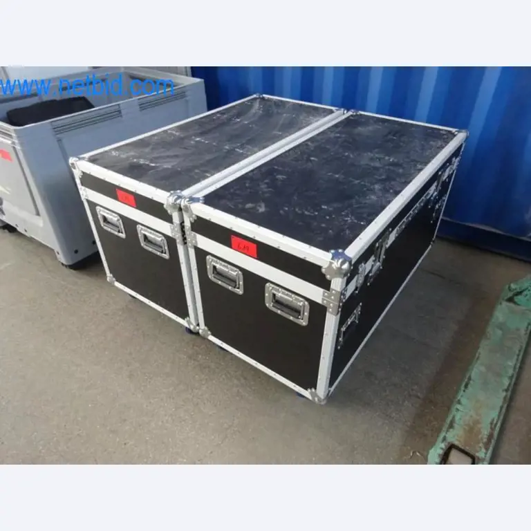 Maquinaria, parque móvil y equipos de explotación-1