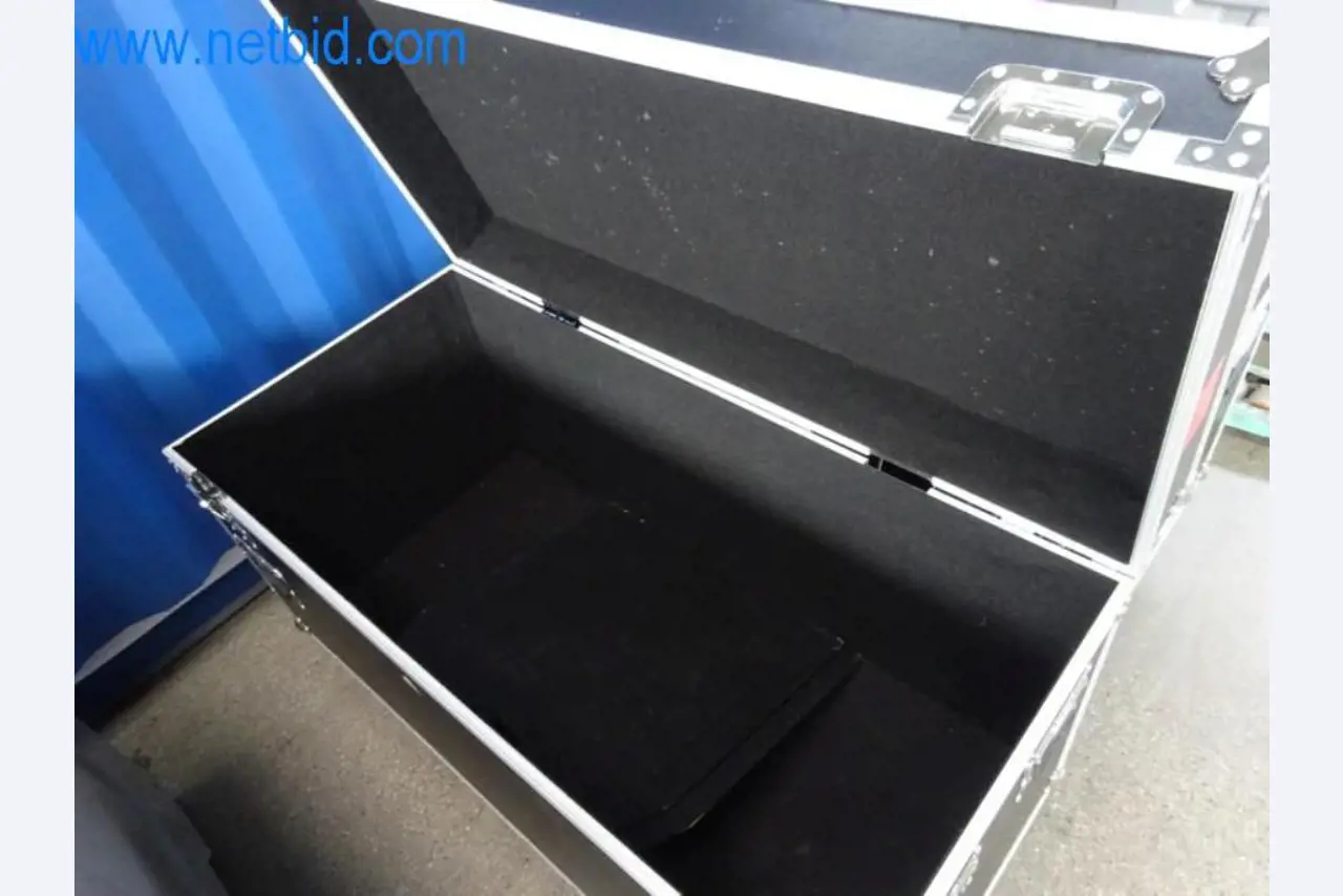 Maquinaria, parque móvil y equipos de explotación-2