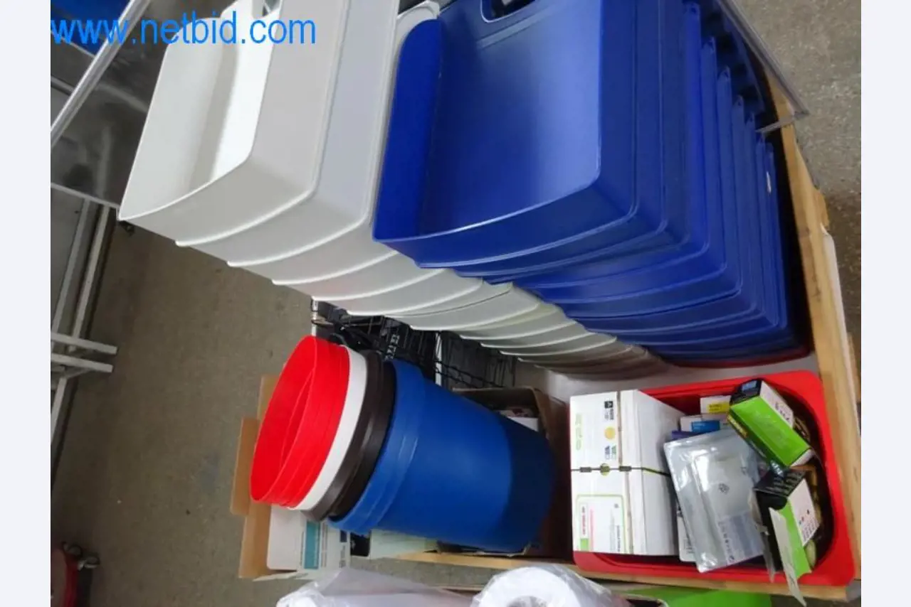 Stroje, vozový park a provozní zařízení-2