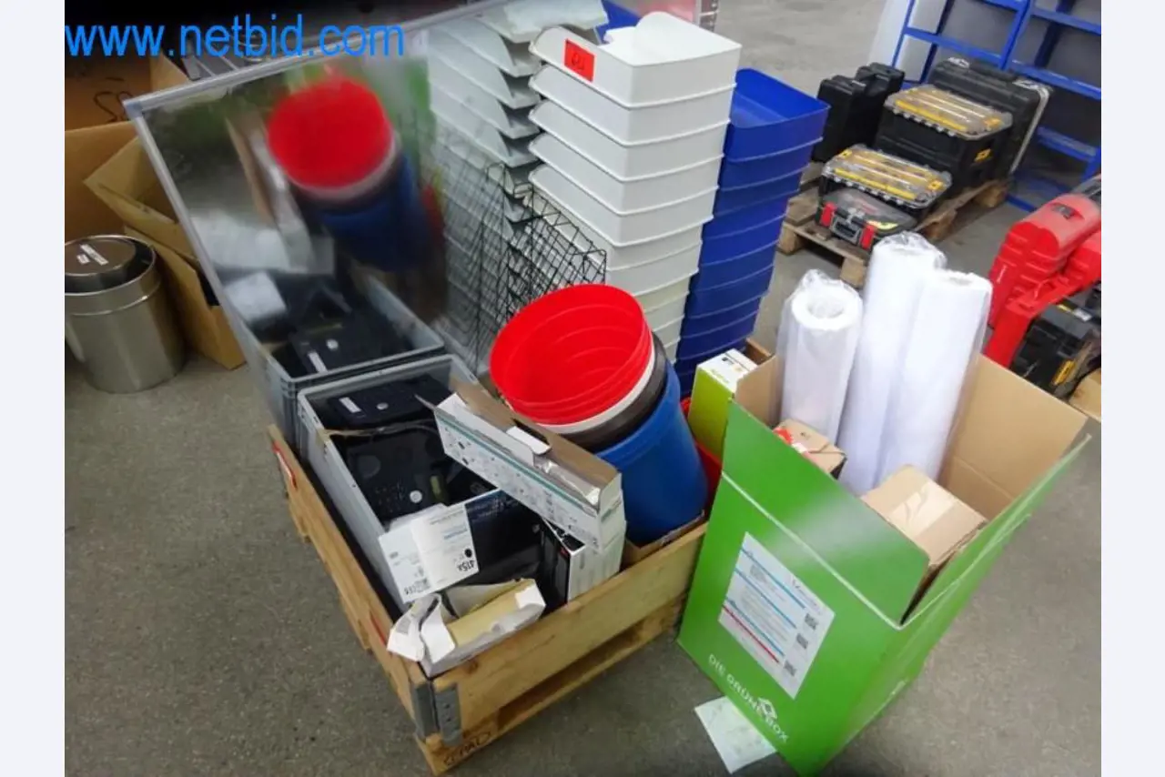 Stroje, vozový park a provozní zařízení-9