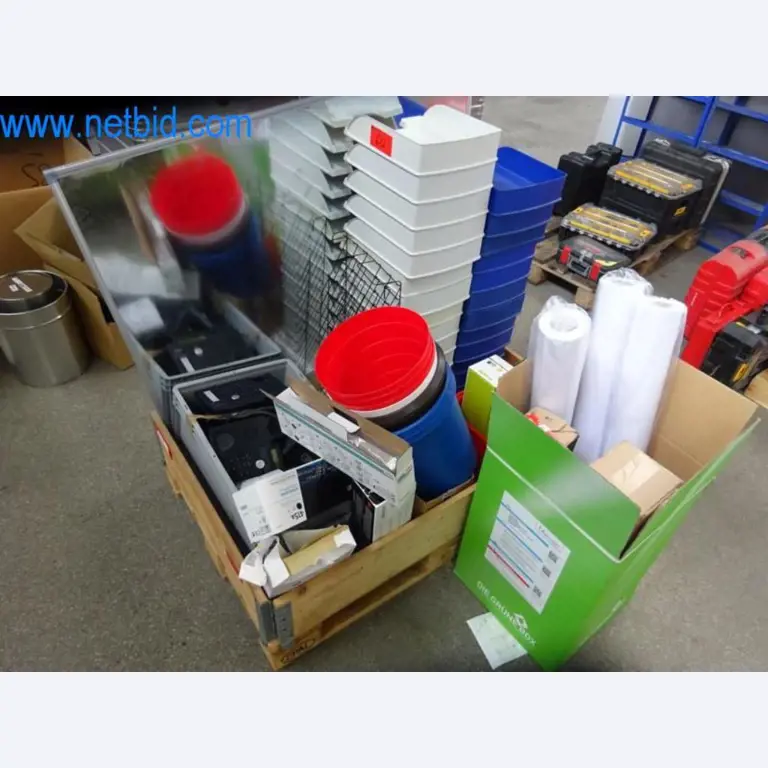 Stroje, vozový park a provozní zařízení-9