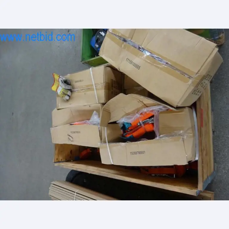 Máquinas, parque automóvel e equipamento operacional-1