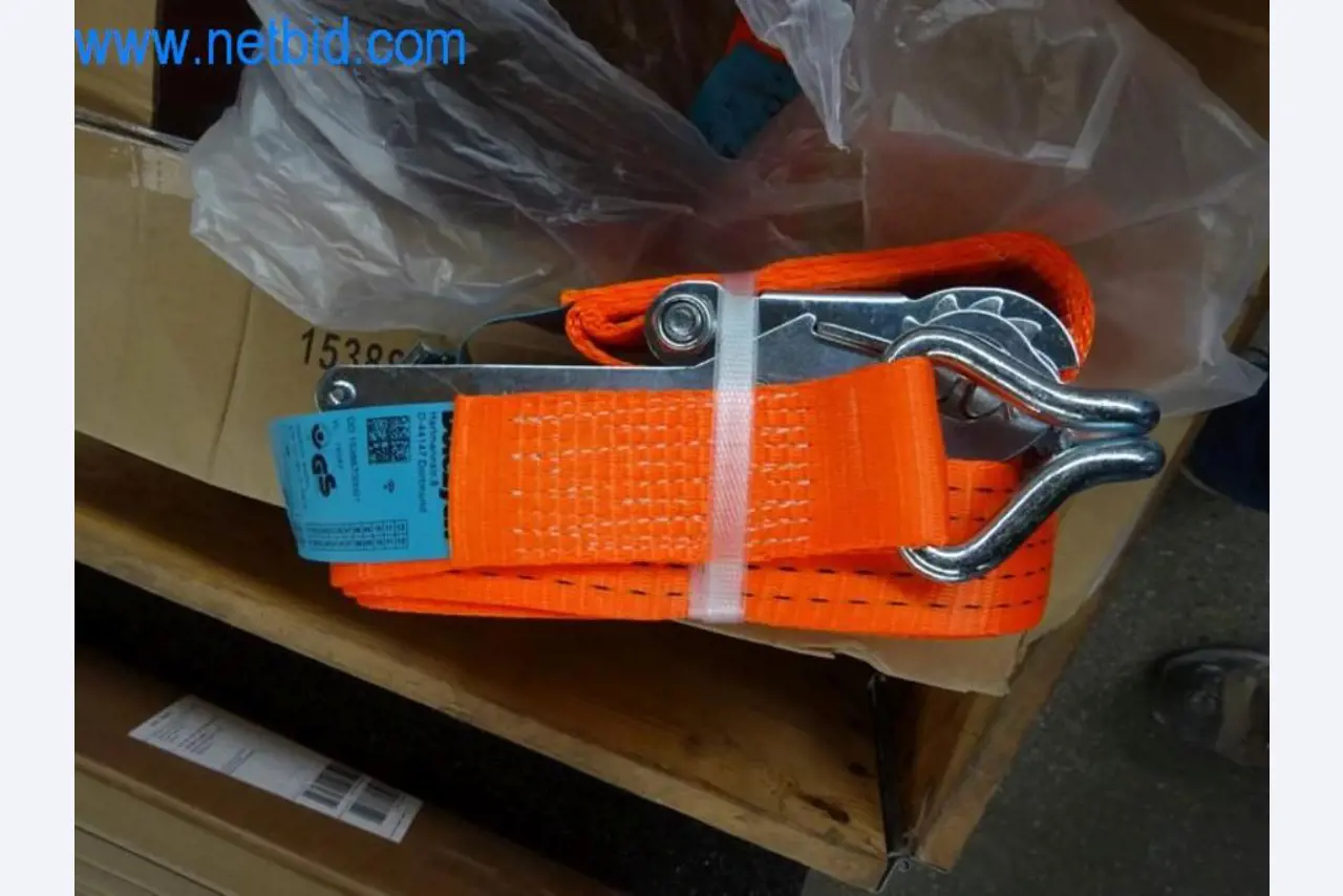 Máquinas, parque automóvel e equipamento operacional-2