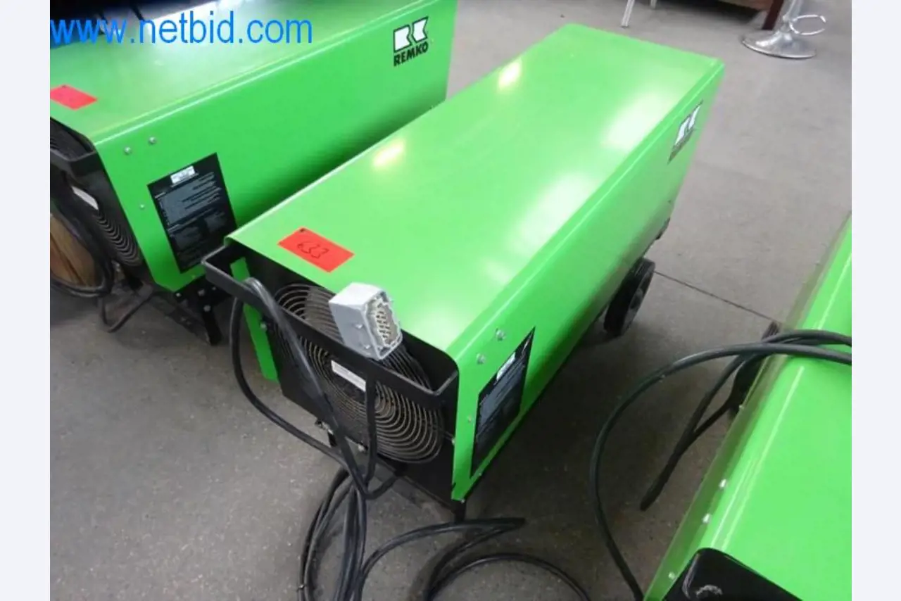 Máquinas, parque automóvel e equipamento operacional-1