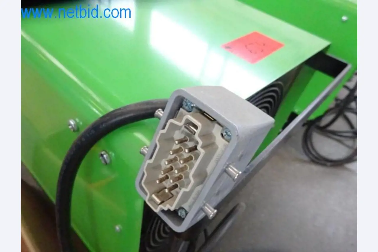 Máquinas, parque automóvel e equipamento operacional-3