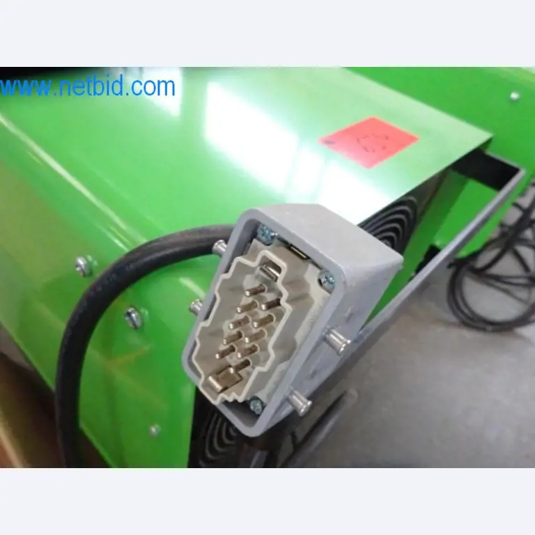 Máquinas, parque automóvel e equipamento operacional-3