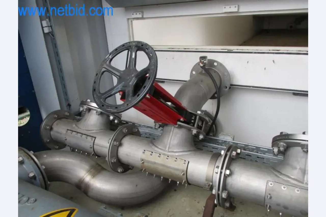 Máquinas, parque automóvel e equipamento operacional-10