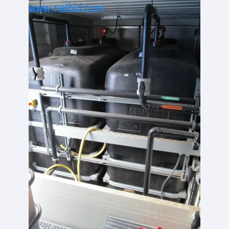 Máquinas, parque automóvel e equipamento operacional-6