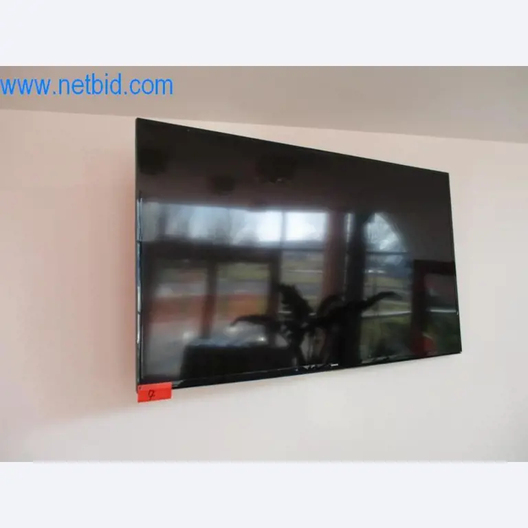 Stroje, vozový park a provozní zařízení-1