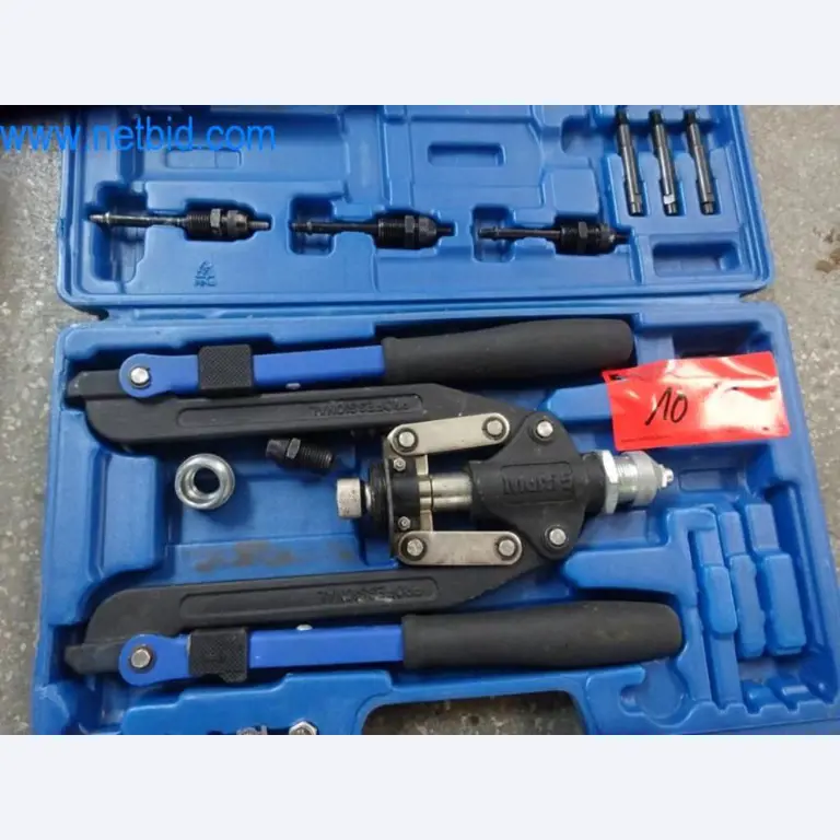 Maquinaria, parque móvil y equipos de explotación-2