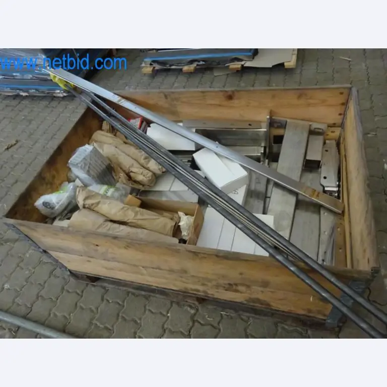 Máquinas, parque automóvel e equipamento operacional-12