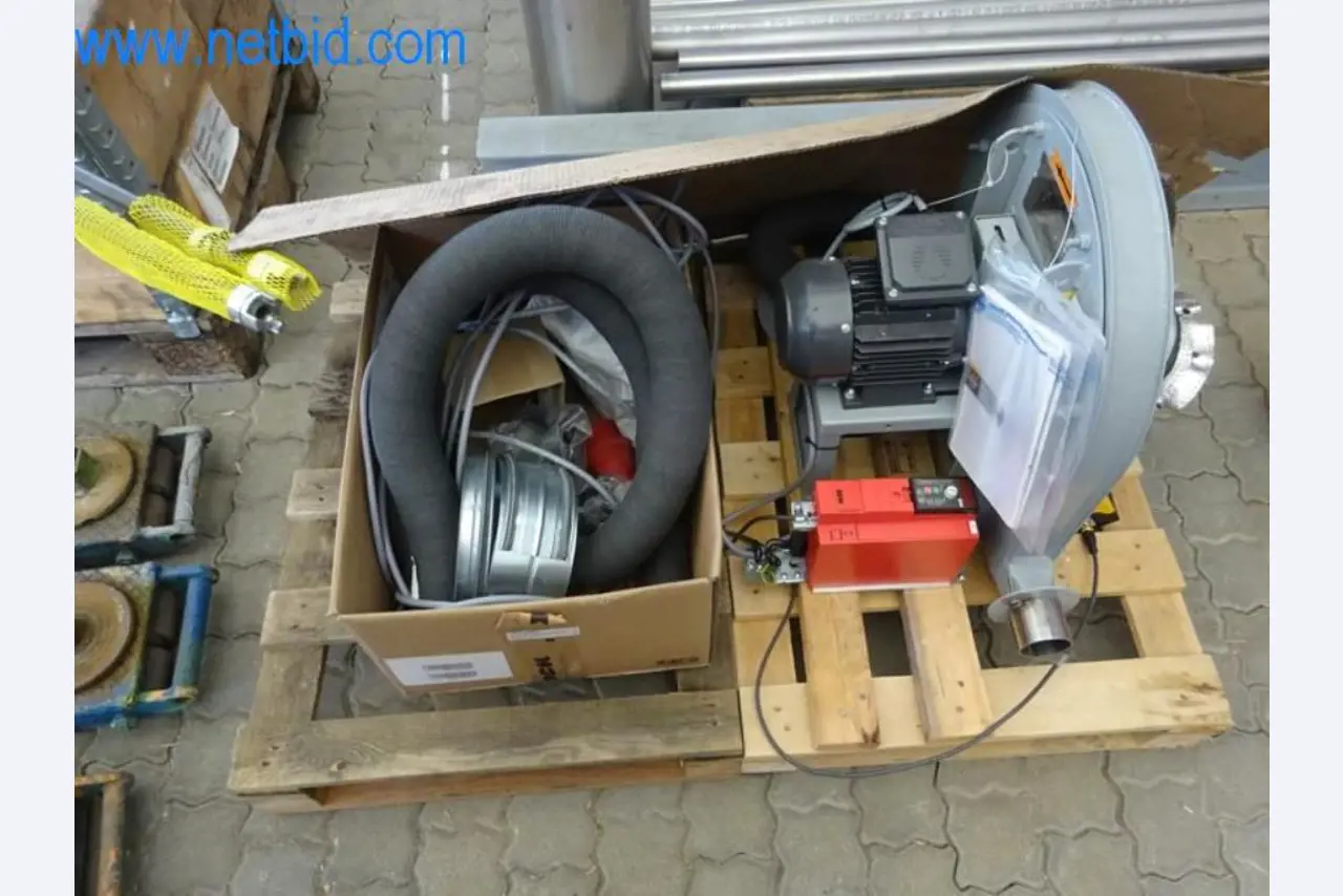 Máquinas, parque automóvel e equipamento operacional-13