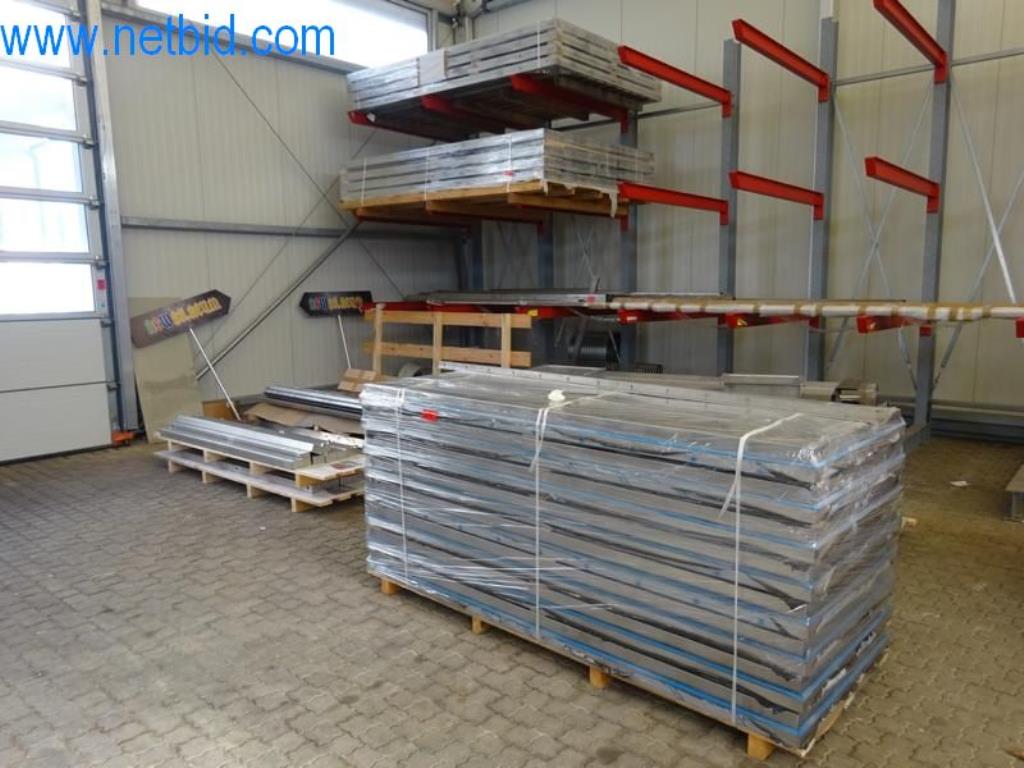 Stroje, vozový park a provozní zařízení-1