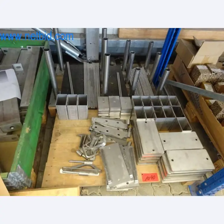 Máquinas, parque automóvel e equipamento operacional-3