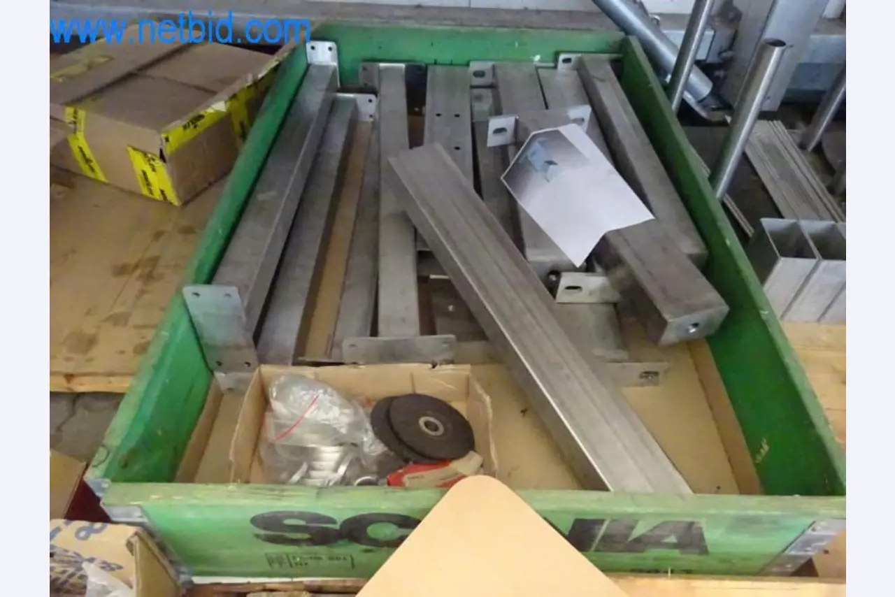 Máquinas, parque automóvel e equipamento operacional-4