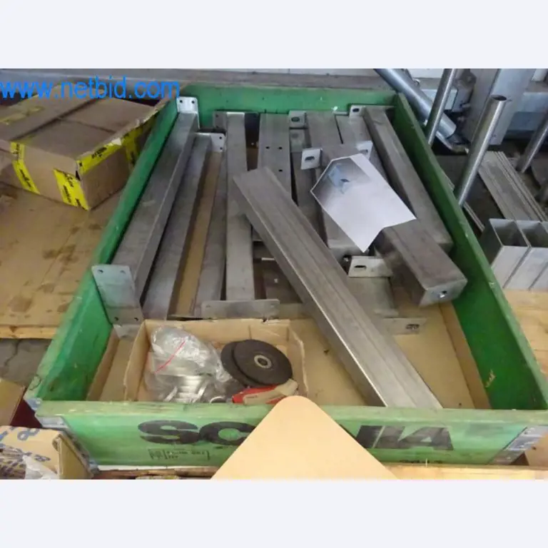 Máquinas, parque automóvel e equipamento operacional-4