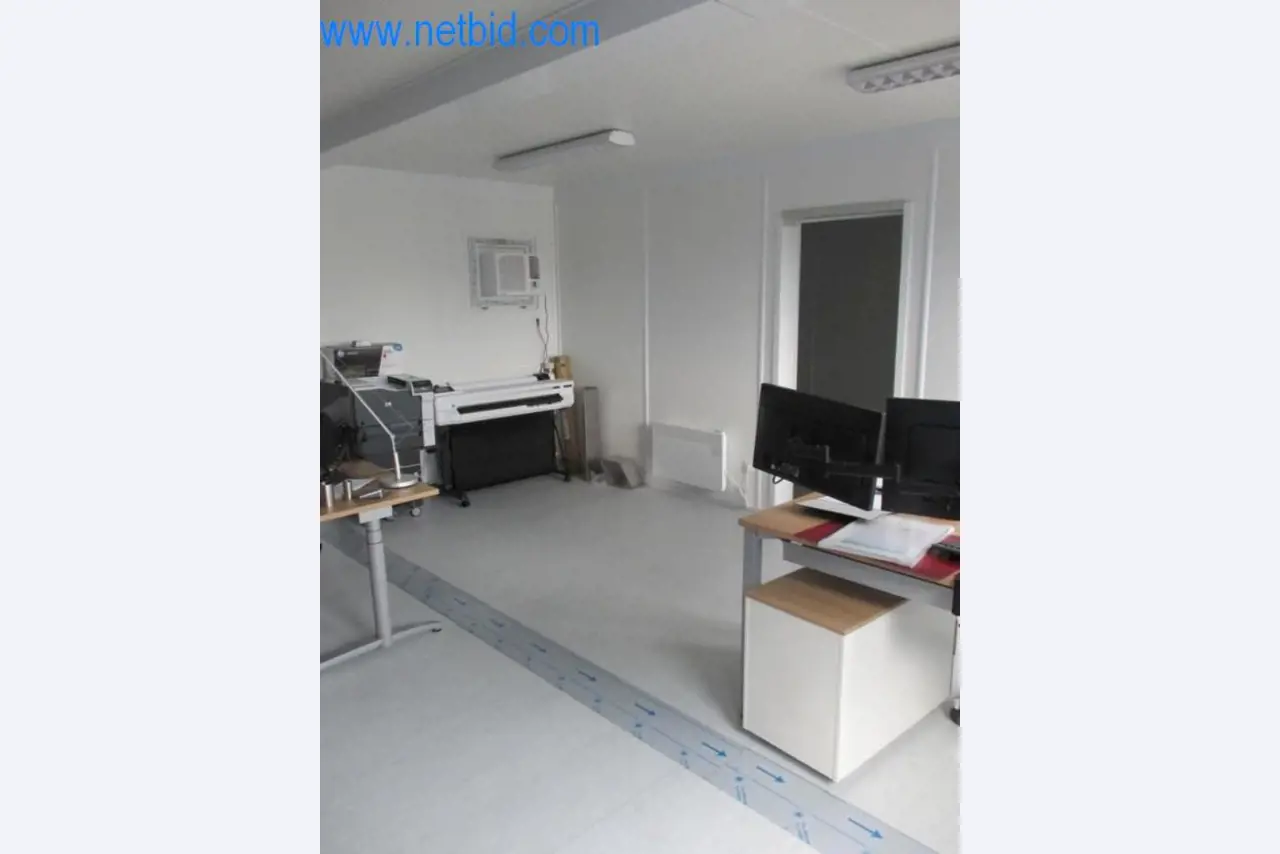 Máquinas, parque automóvel e equipamento operacional-4