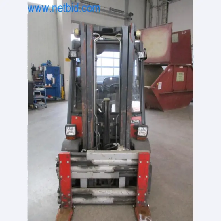 Stroje, vozový park a provozní zařízení-2