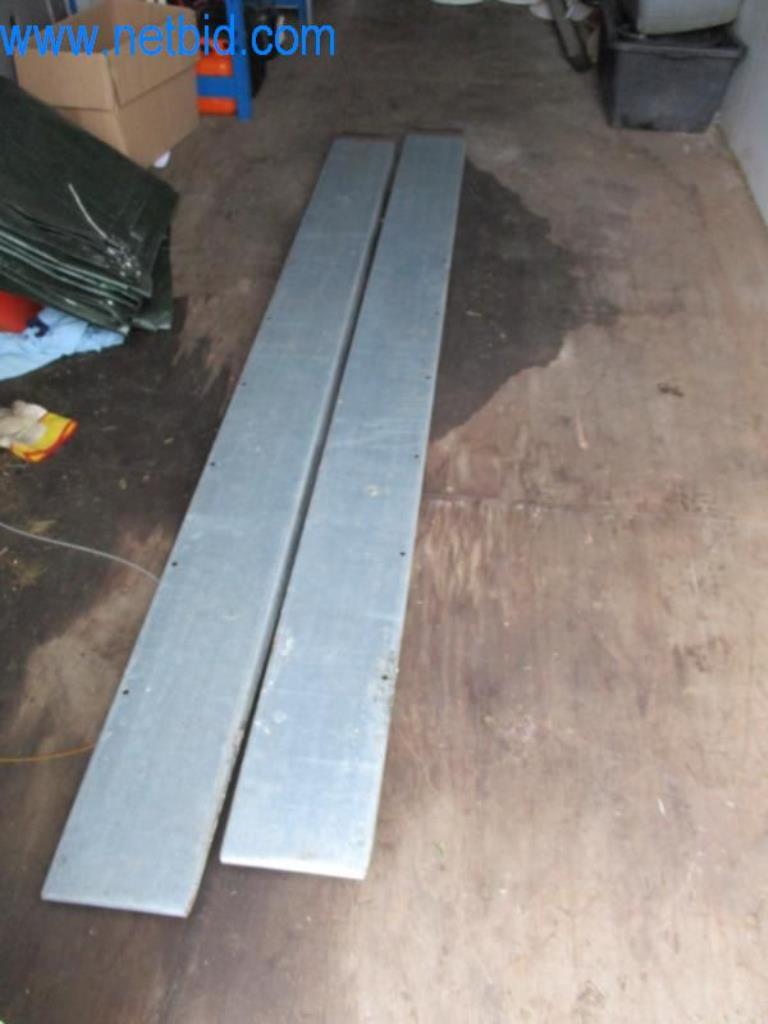 Stroje, vozový park a provozní zařízení-3