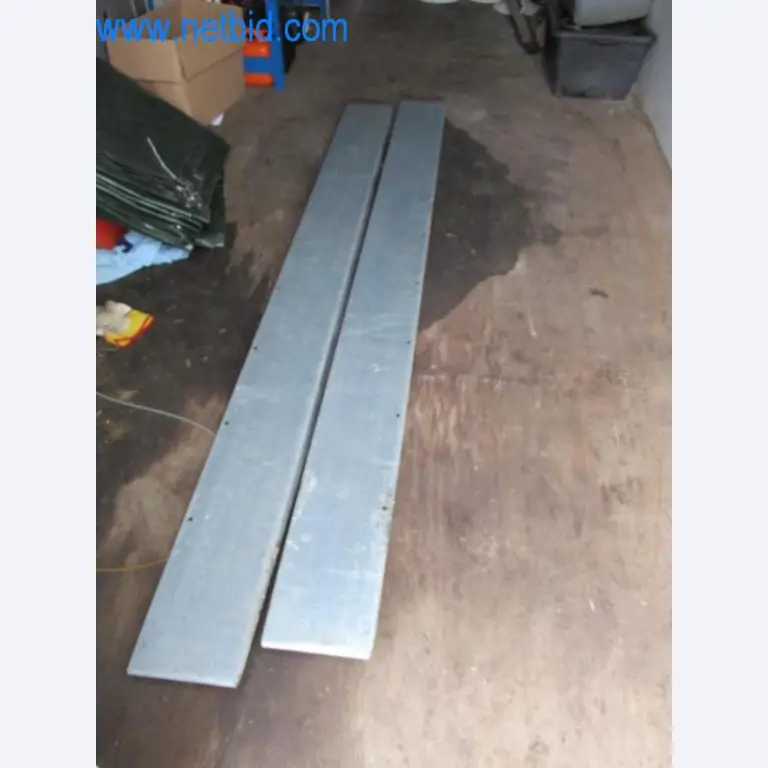 Stroje, vozový park a provozní zařízení-3