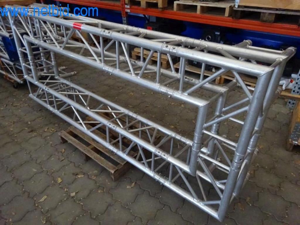 Stroje, vozový park a provozní zařízení-20