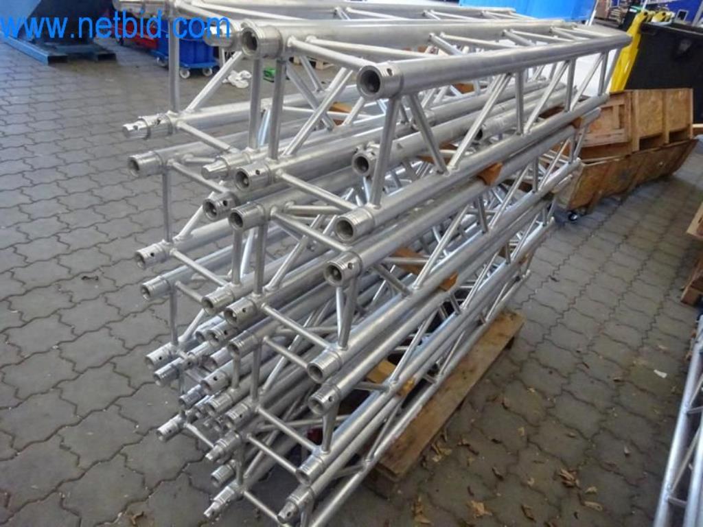 Stroje, vozový park a provozní zařízení-21