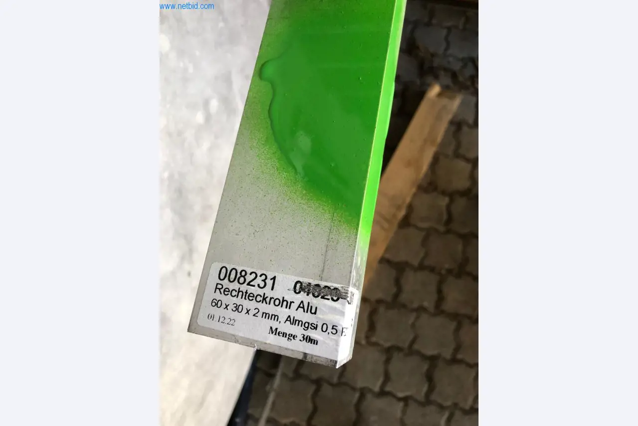 Stroji, vozni park in operativna oprema-6