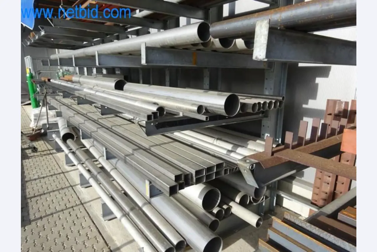 Maquinaria, parque móvil y equipos de explotación-2