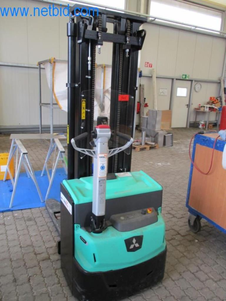 Stroje, vozový park a provozní zařízení-3