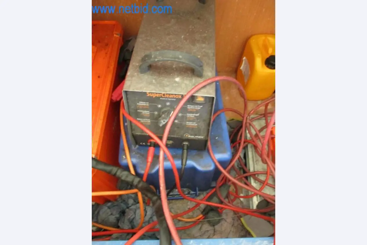 Maquinaria, parque móvil y equipos de explotación-3