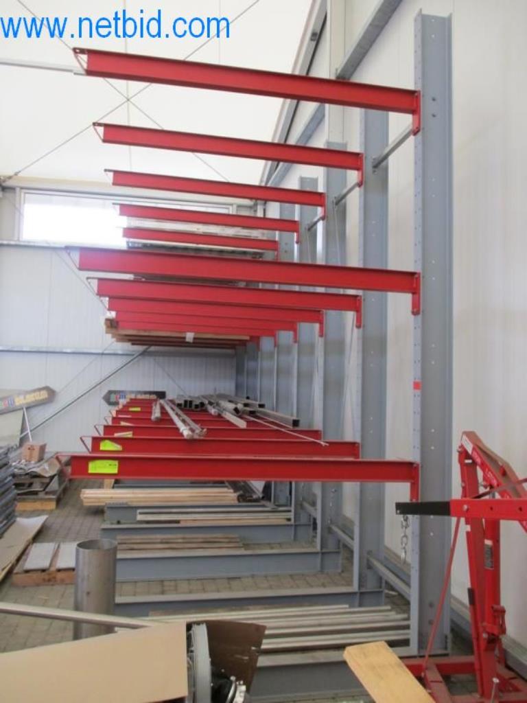 Stroje, vozový park a provozní zařízení-1