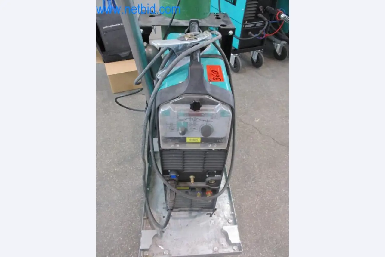 Stroje, vozový park a provozní zařízení-3