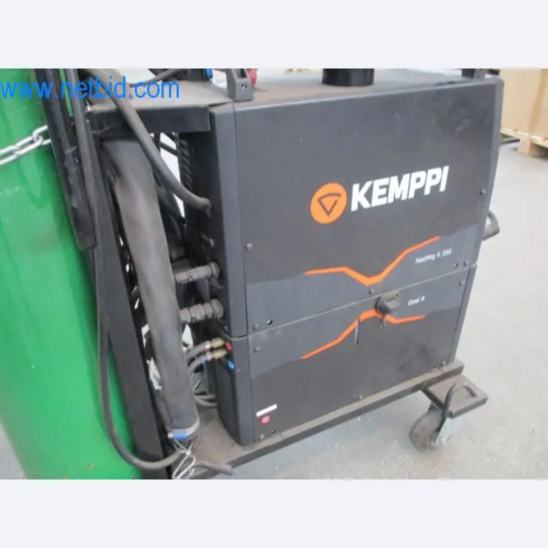 Stroji, vozni park in operativna oprema-4