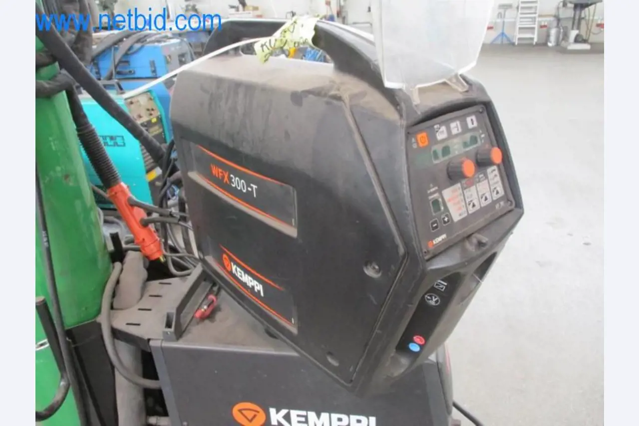 Stroji, vozni park in operativna oprema-5