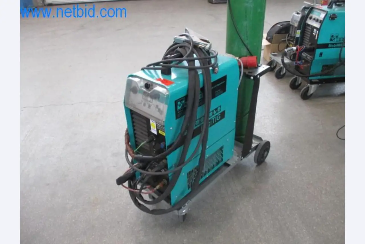 Stroji, vozni park in operativna oprema-4