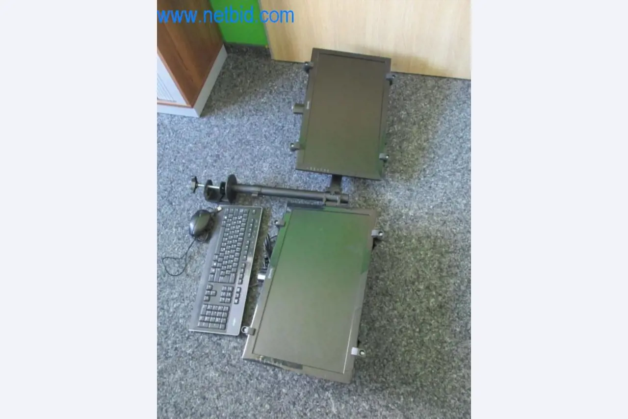 Stroje, vozový park a provozní zařízení-1