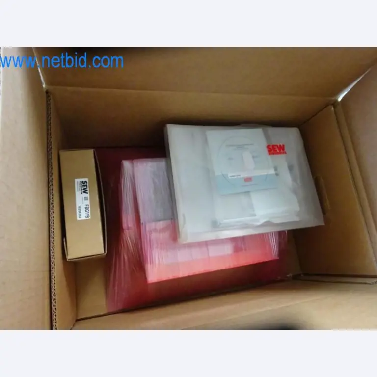 Máquinas, parque automóvel e equipamento operacional-2